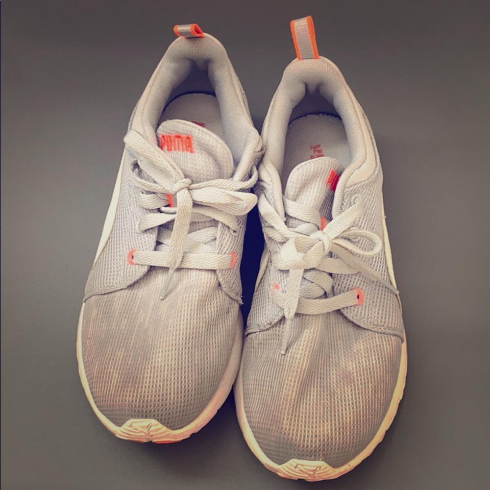Puma Sneakers